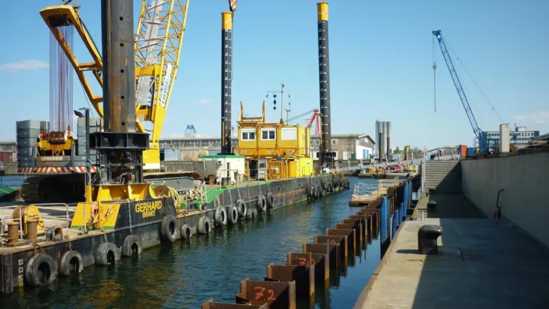 Rostock Berth 50 new quay wall construction