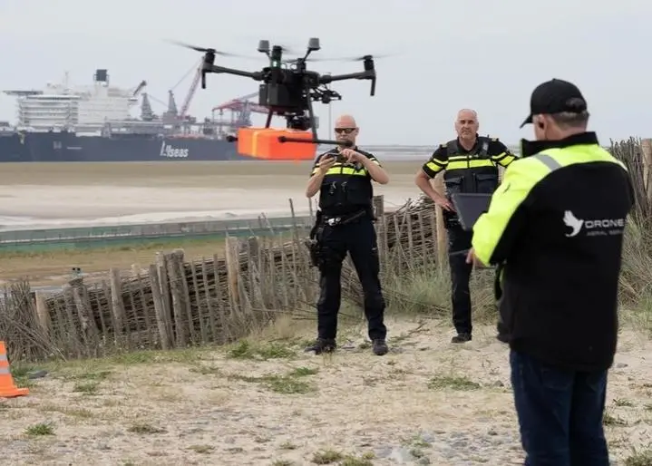 This delivery was the first drone delivery ever made in the Netherlands to a vessel (Photo: dutchdronedelta.nl)