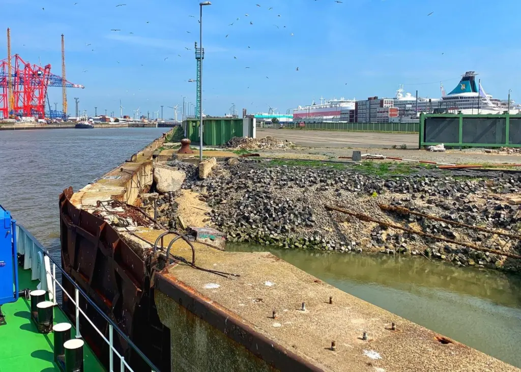 Revamp for Bremerhaven’s Kaje 66 at the entrance to the important Nordschleuse