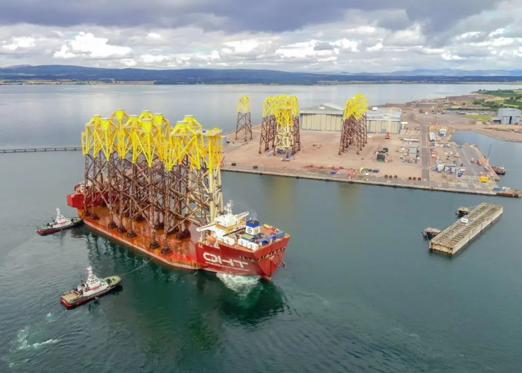 The Port of Nigg and the Port of Cromarty Firth are providing the onshore facilities from which the offshore installation work will be undertaken