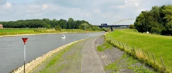 These two new contracts relate to work along the banks of the River Ijssel to the east of Rotterdam