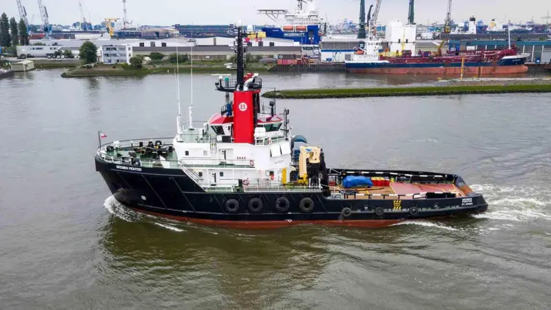 'Bremen Fighter' in its new suit of clothes, pictured in Rotterdam (Boluda)