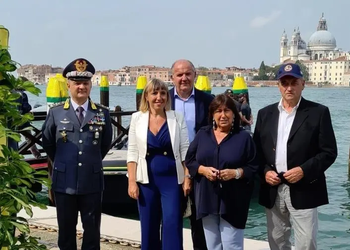 Delivery took place at the Tommaso Mocenigo barracks in Venice