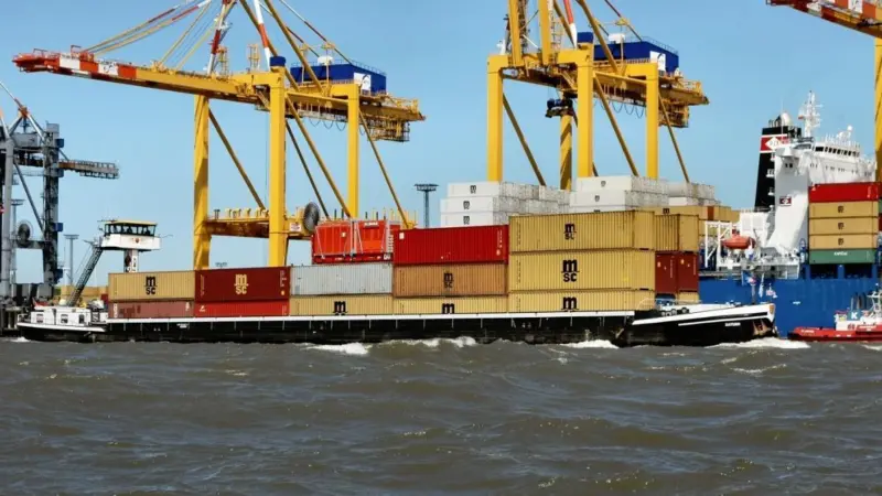The topics ranged from the use of anticipatory logistics on rivers and waterways right through to suggestions for barge-assisted urban logistics