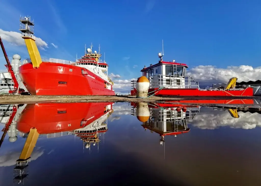 RRS Sir David Attenborough and attendant workboat Terror (Photo: Richard Turner- BAS)