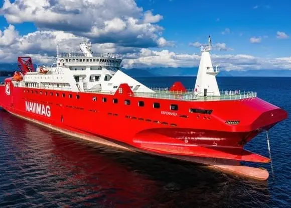 NaviForm winged bow is claimed to reduce resistance of the hull