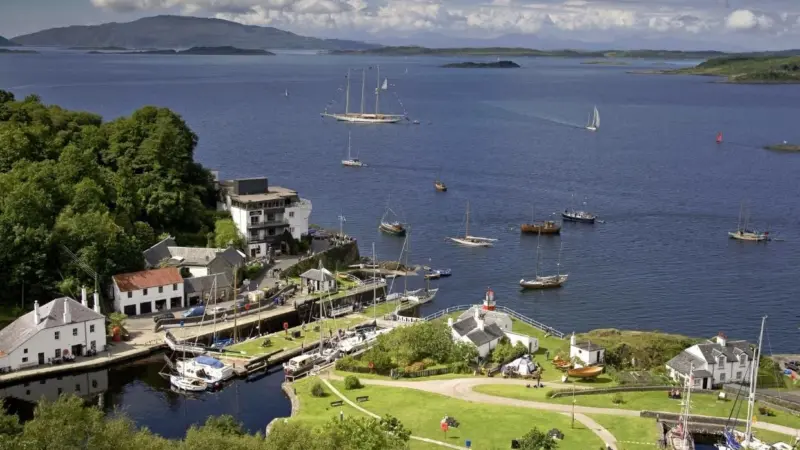 The Crinan Canal: "Britain’s most beautiful shortcut"
