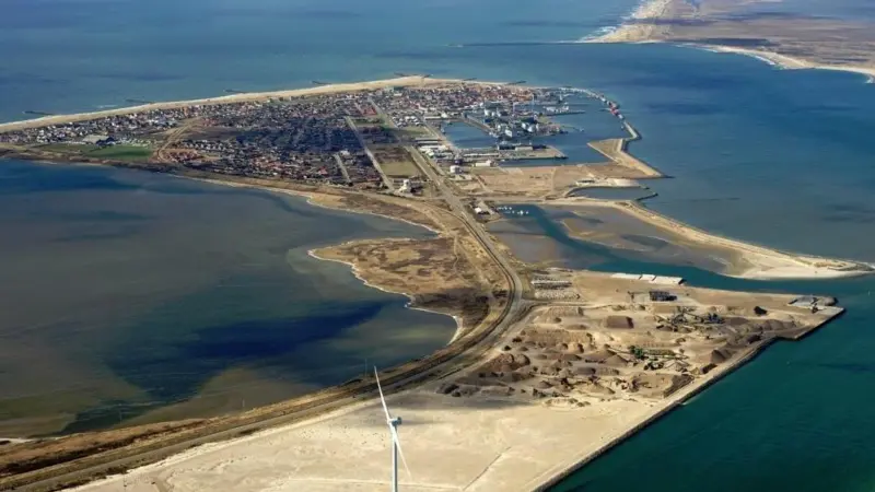 It is planned to increase the depth in the entrance channel at Thyboron from 8 to 10 metres