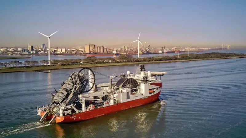 Seven Vega is now operational and is loading pipe for its first project
