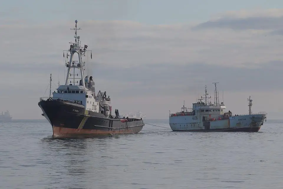 'SA Amandla's' rescue tow involved a 4,220 mile round trip lasting 25 days (AMSOL)