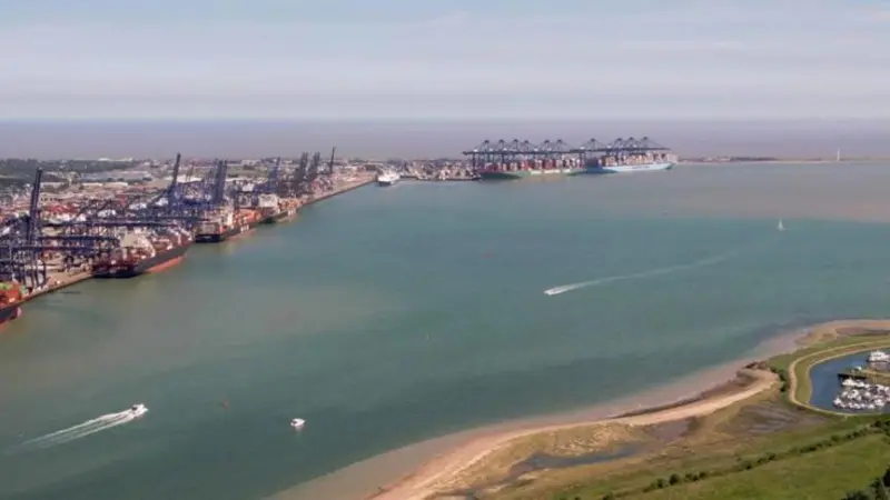 It is anticipated that the deepening of the approach channel will allow the largest container ships to access the port at nearly all states of tide