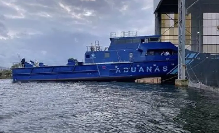 This is a maritime and custom surveillance vessel, built to perform patrol tasks in coastal, territorial and international waters