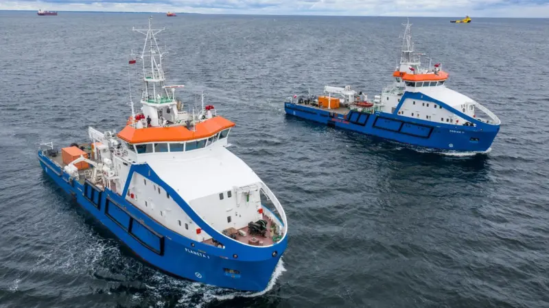 'Planeta 1' and 'Zodiak II'