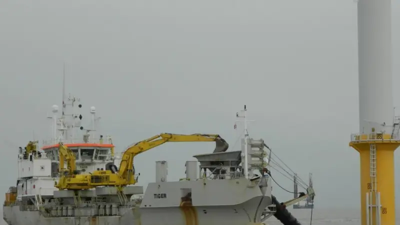 Dredging at Gunfleet Sands (Photo: Jan de Nul)