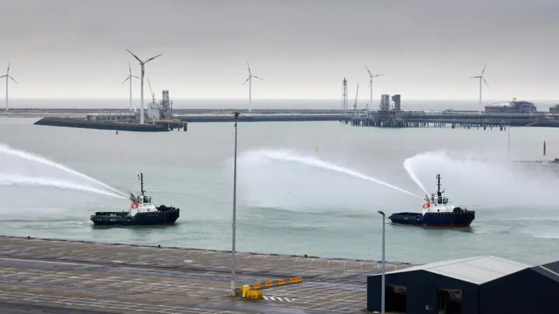 'VB Bolero' and 'VB Rumba'are the latest arrivals at Zeebrugge (Mike Louagie)