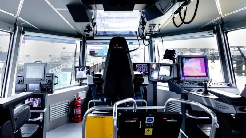Bridge equipment, 'CWind Pioneer'