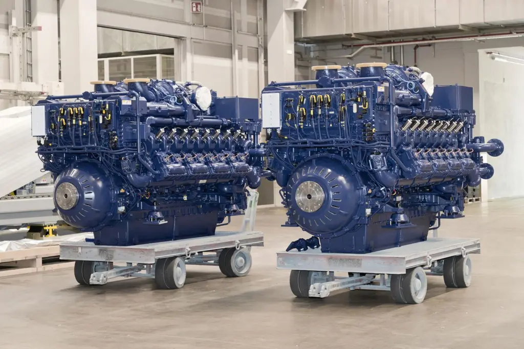 MTU's gas engines will power the LNG-hybrid tug (Rolls-Royce)