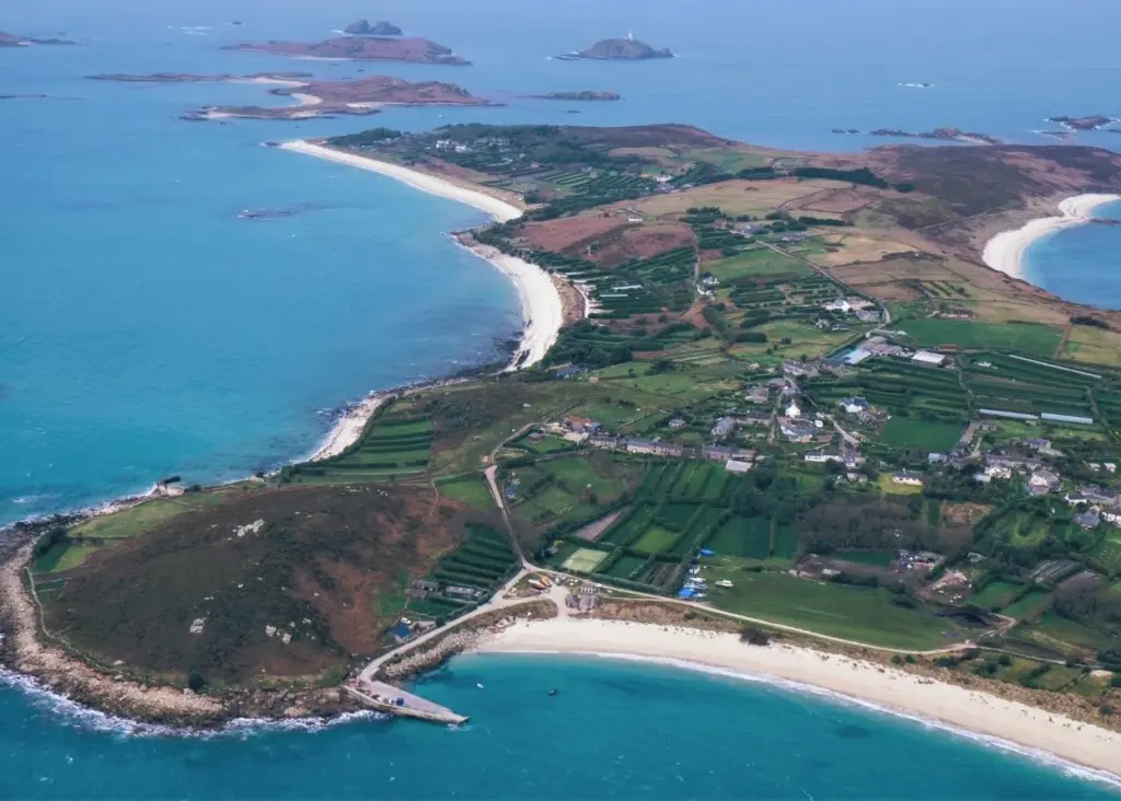 The Scillies have lots of renewable resources (Photo: Annie Spratt on Unsplash)