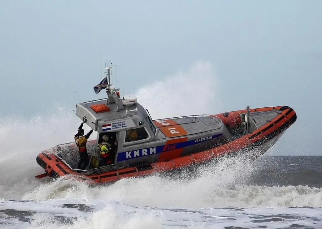 The eight lifeboats are given the class name “Van Wijk”, named after the testator