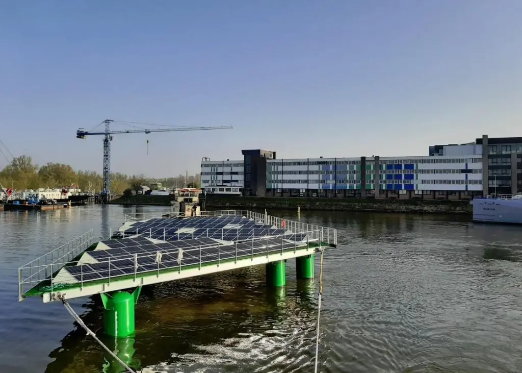 Last week, the floating platforms were towed up-river from Gorinchem