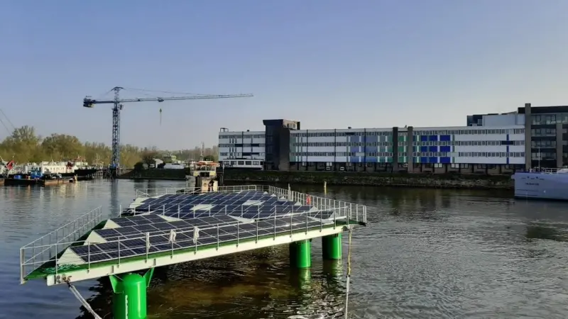 Last week, the floating platforms were towed up-river from Gorinchem
