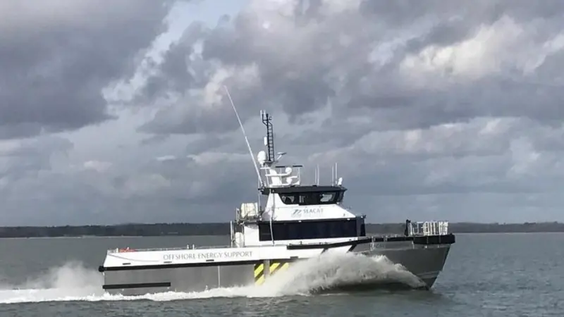 'Seacat Enterprise' was loaded with 8000 litres of HVO30 for her return trip to Grimsby