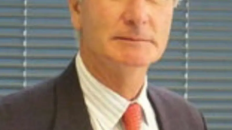 Rob Wallis has retired as legal adviser to the International Salvage Union (ISU)