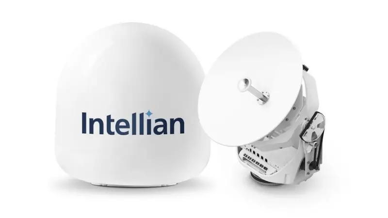 The lightweight 45cm antenna was easily connected to the Intelsat FlexMaritime network