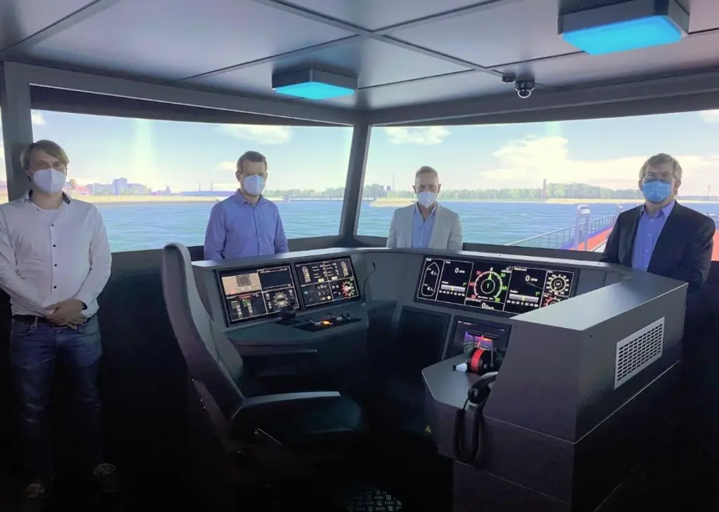 “SANDRA II“ will become part of the training courses at the HGK Shipping Training Centre in Duisburg as a regular feature this year
