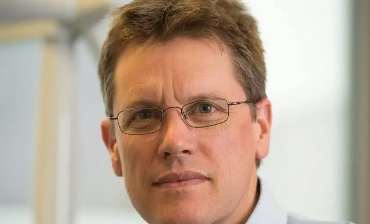 Dr Lee Clarke