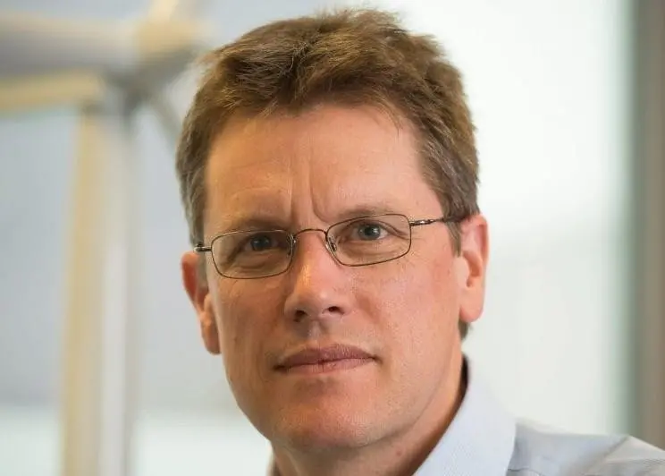 Dr Lee Clarke