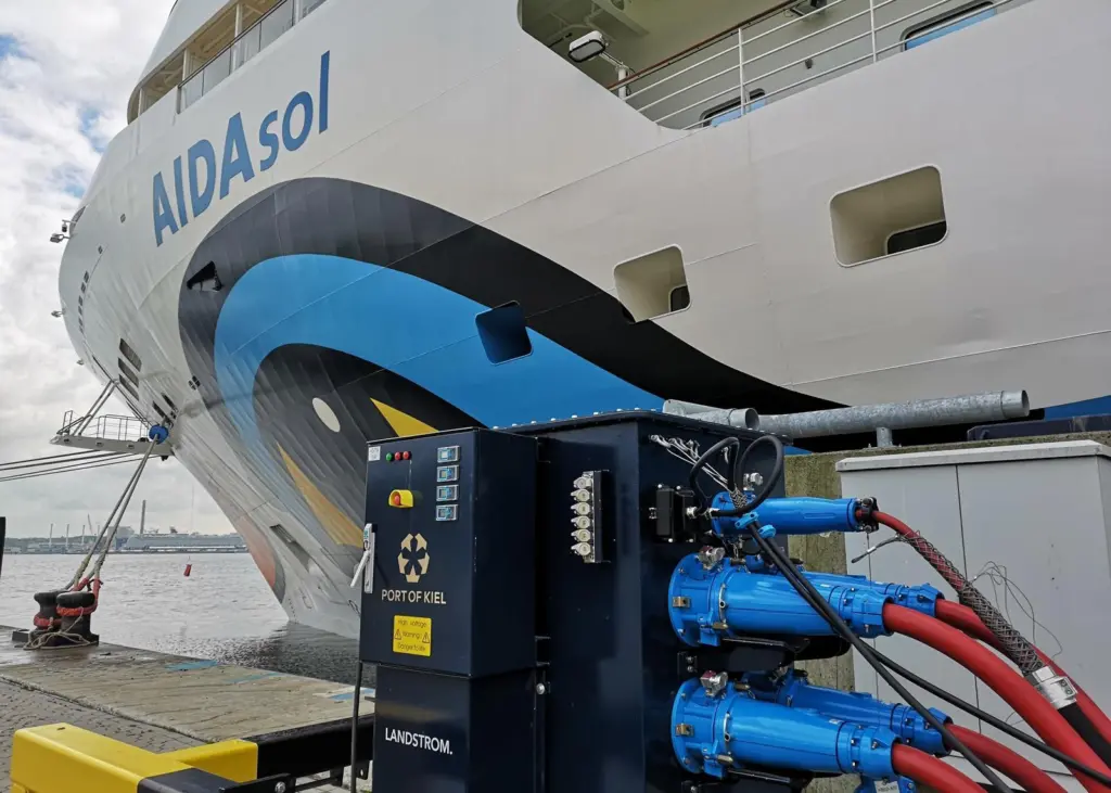 'AIDAsol'