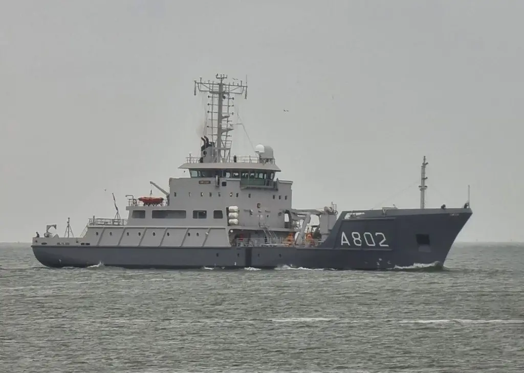 'HNLMS Snellius'