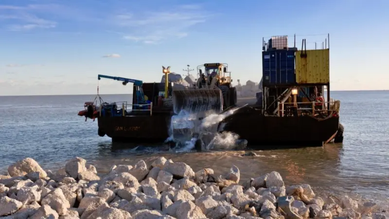 The Marine Civils sector drives much of commercial marine business activity (Photo: Portsmouth City Council)