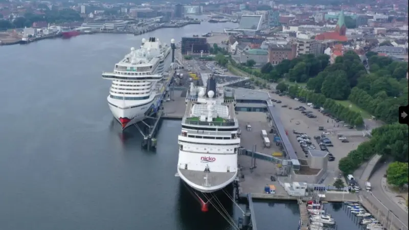 Cruise vessels at Ostseekai (Photo: PORT OF KIEL)