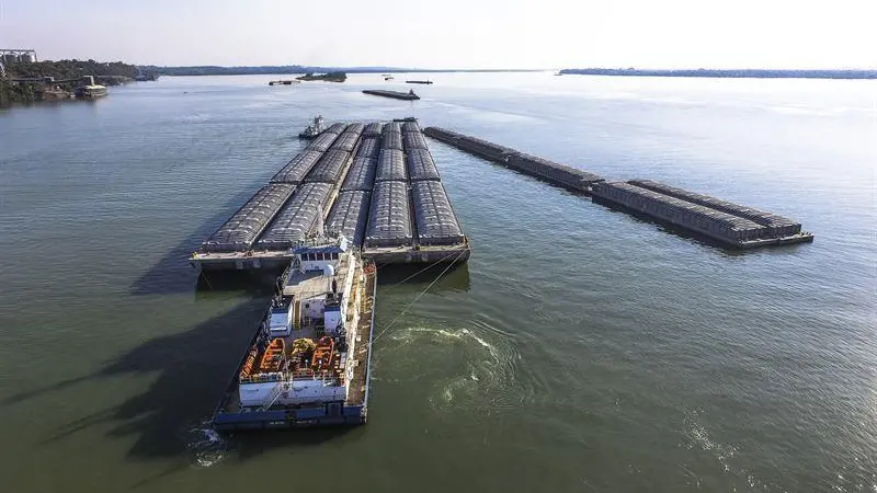 Hidrovias's pusher tugs operate in challenging shallow water locations (Wartsila)
