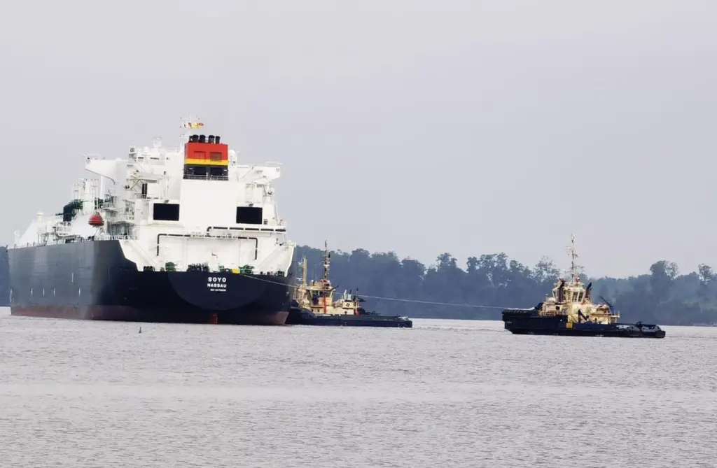 Svitzer tugs in action in Angola (Svitzer)