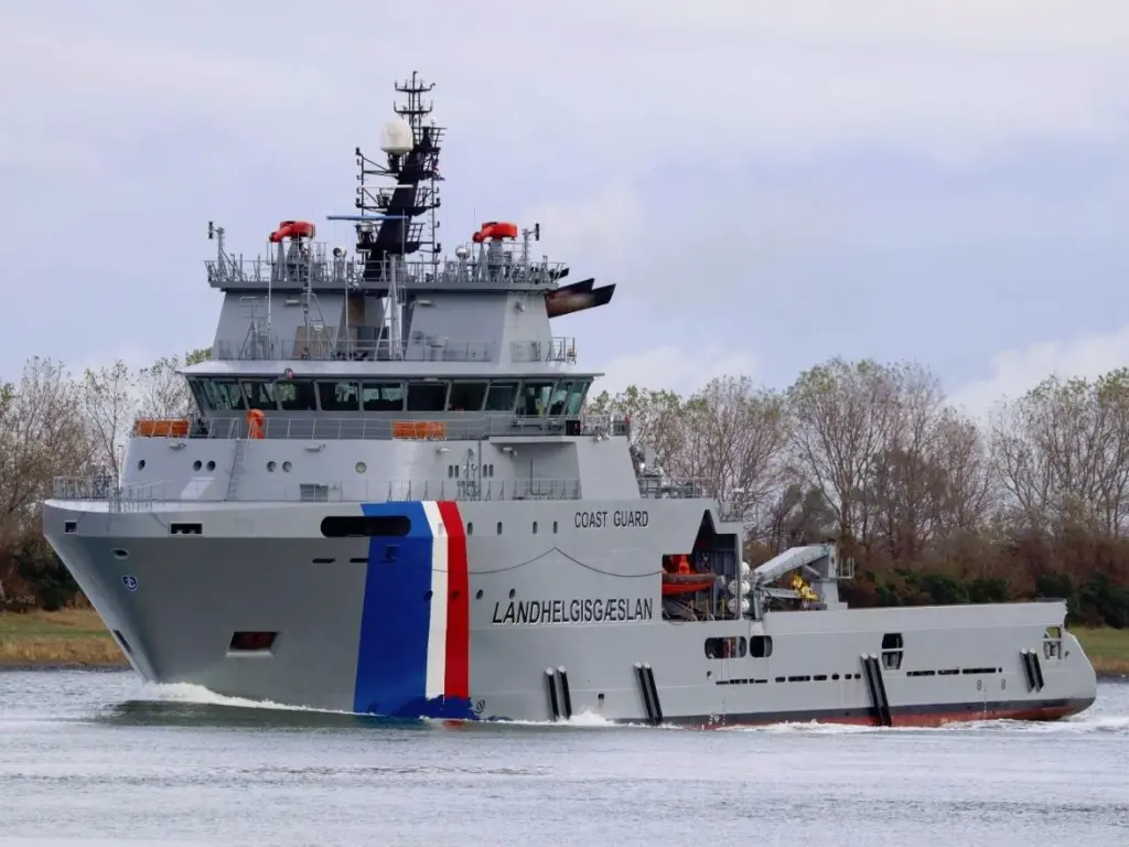 'Freyja' heads home to Iceland (Photo- Peter Barker)