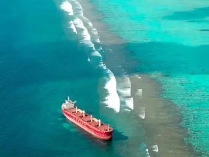 'Navios Amarylis' aground