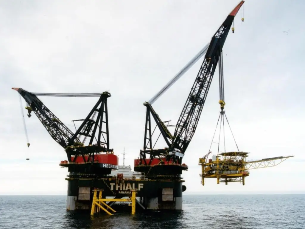 The Ketch and Schooner platforms are located in the Southern North Sea in the UK sector and were installed by Heerema in the 1990s
