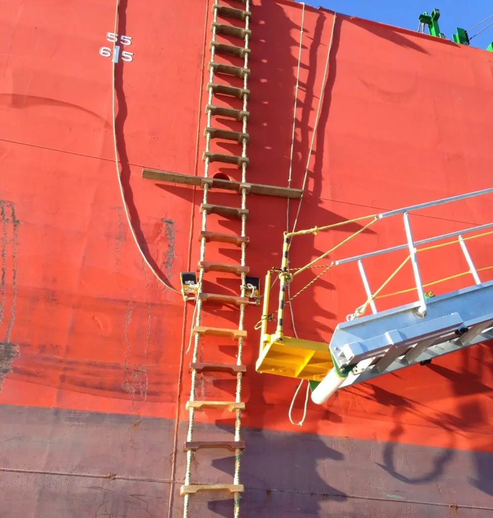 A guide to maritime pilot transfer safety has been updated amid industry concerns about poorly rigged ladders