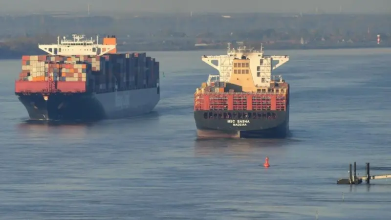 Extra depth increases options for the Outer and Lower Elbe