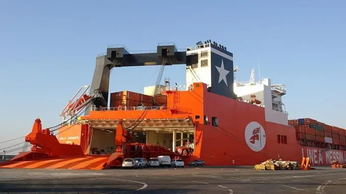 MacGregor RoRo equipment. Photo by Ignazio Messina & C.