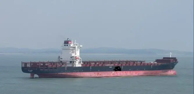Tsavlriis was on hand to assist the disabled container ship 'Navios Nerine' off Singapore (Tsavliris)