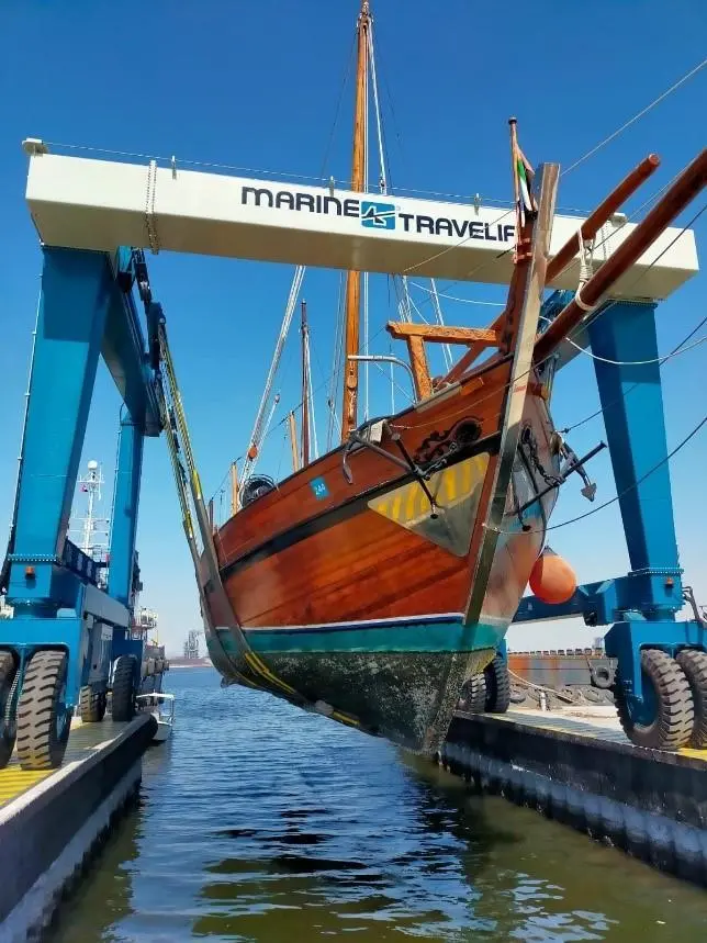 Marine Travelift