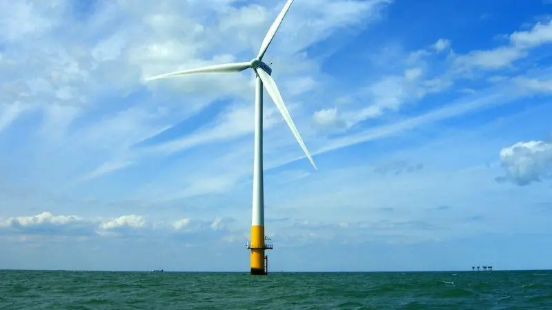 Off-shore_Wind_Farm_Turbine