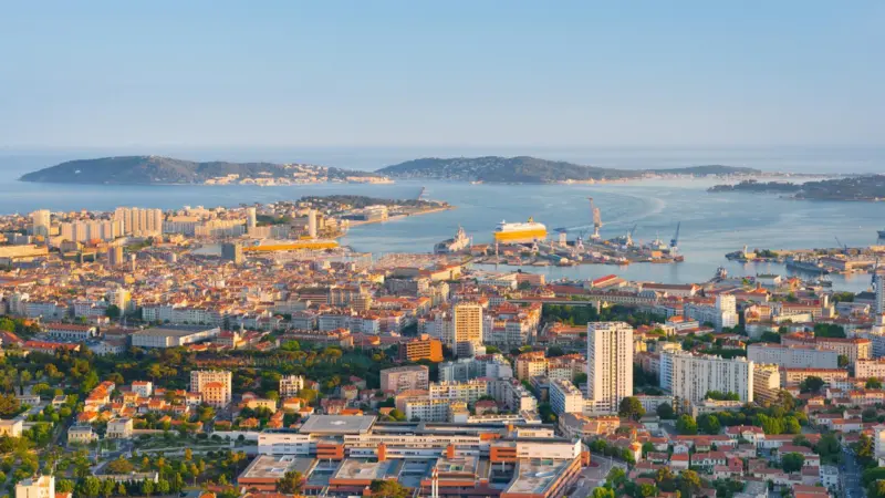Toulon is central to the “Zero-smoke stopovers” plan by the region of Provence-Alpes-Côte d’Azur (Région Sud PACA)