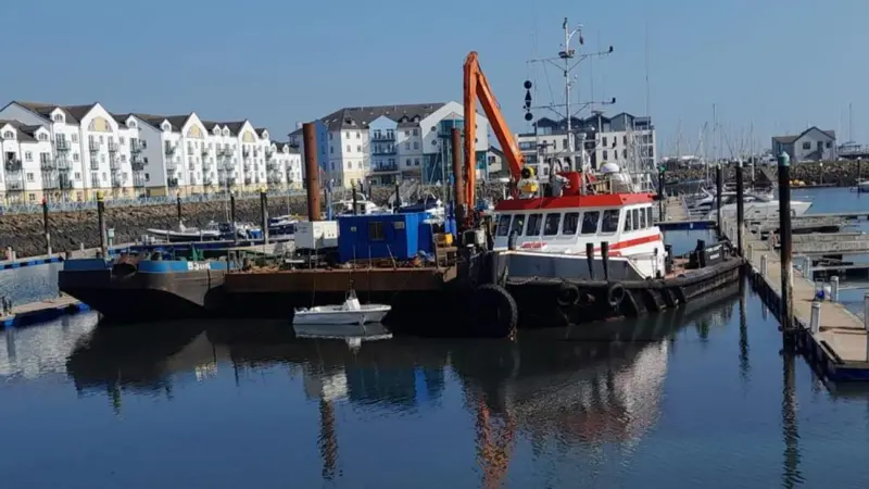 Following a period on charter 'Afon Ligwy' has joined Foyle Marine Dredging's fleet (Damen)