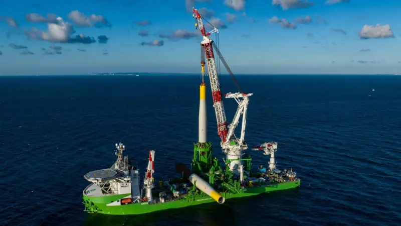 liebherr-deme-orion-installation-monopiles-arcadis-ost-germany