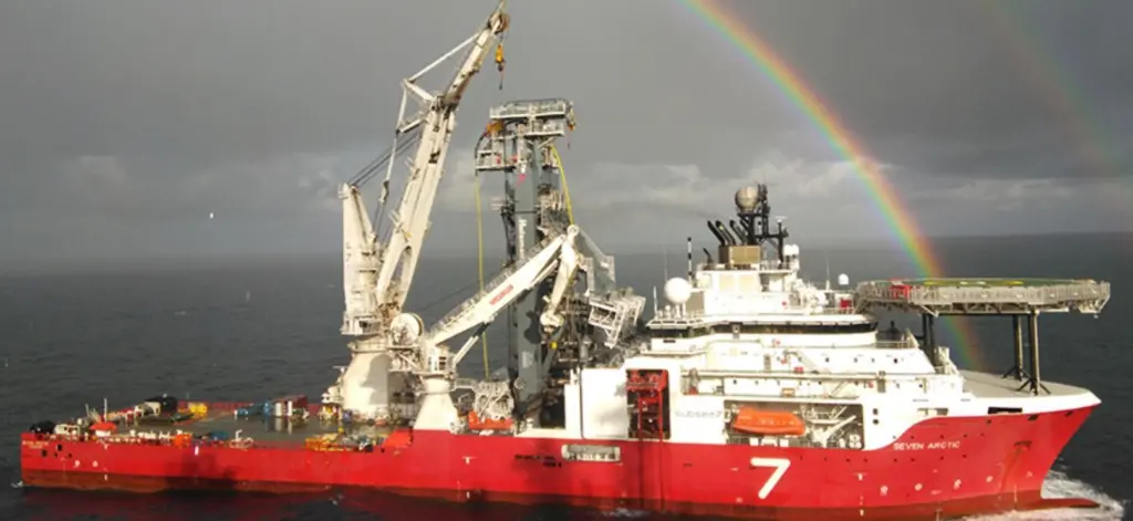Seven Atlantic is to become a hybrid vessel